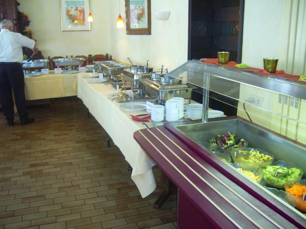 ホテルGasthaus Hirsch バーデン＝バーデン エクステリア 写真